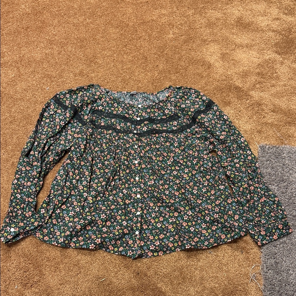Floral Long-Sleeve Peasant Top - Green
